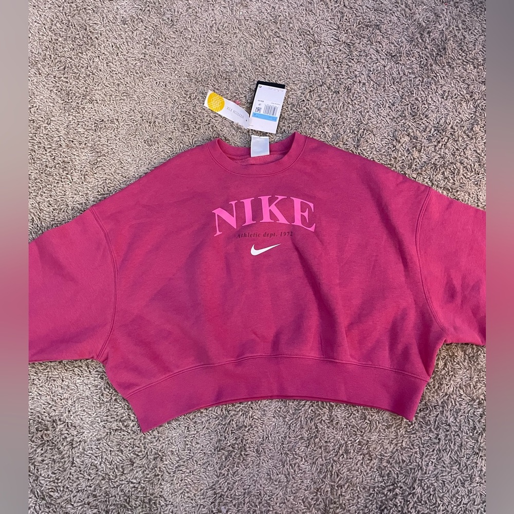 Nike Sweatshirt, (semi-cropped), Magenta and Pink - Picture 2 of 8